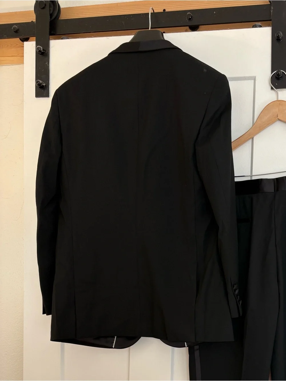 Azazie Hudson Black Tuxedo Jacket  classic short 38 NWT men’s, teen, boys suit